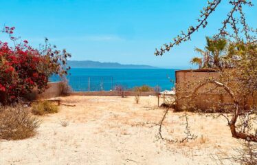 La ventana – Beachfront lot Rasta Beach